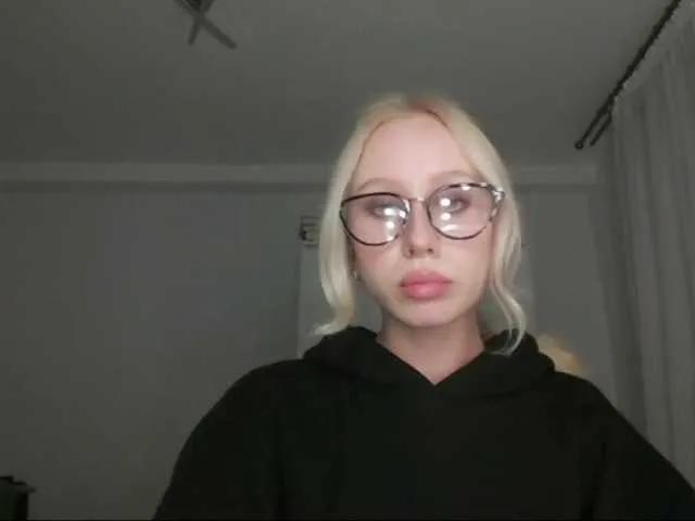 AnyaDirty on BongaCams