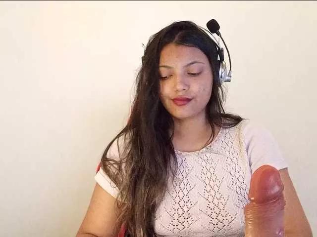 Bombonzin on BongaCams 