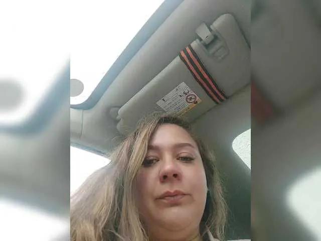 Bonne-Aurore on BongaCams