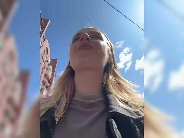 elegantbabe on BongaCams 