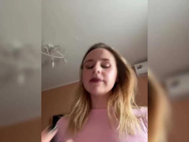 elegantbabe on BongaCams 