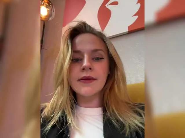 elegantbabe on BongaCams