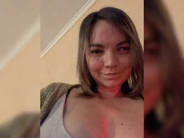 Ella-Pearlie — Freechat on BongaCams