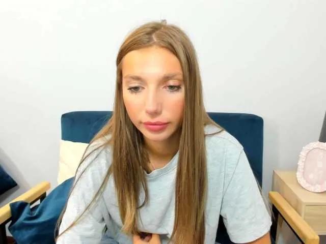 EmmaAngel on BongaCams 
