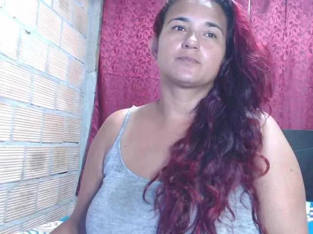 isabellegree on BongaCams