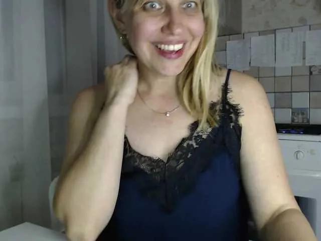 Karmella — Freechat on BongaCams