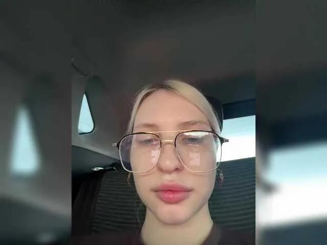 KettyPretty25 on BongaCams