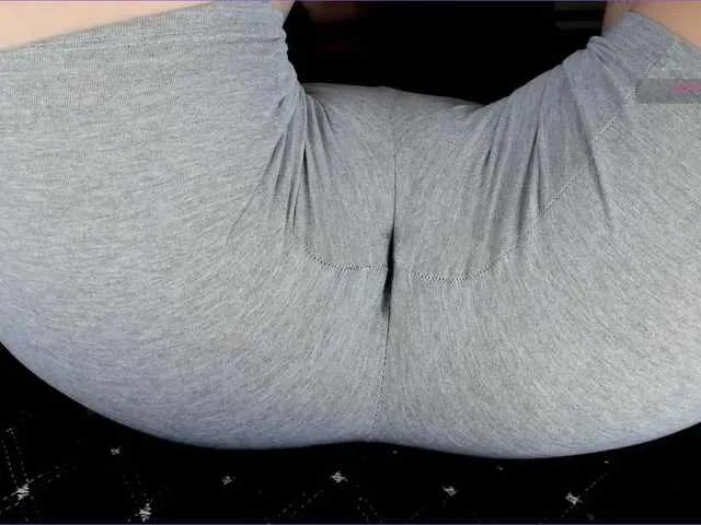 Kira-Kell on BongaCams