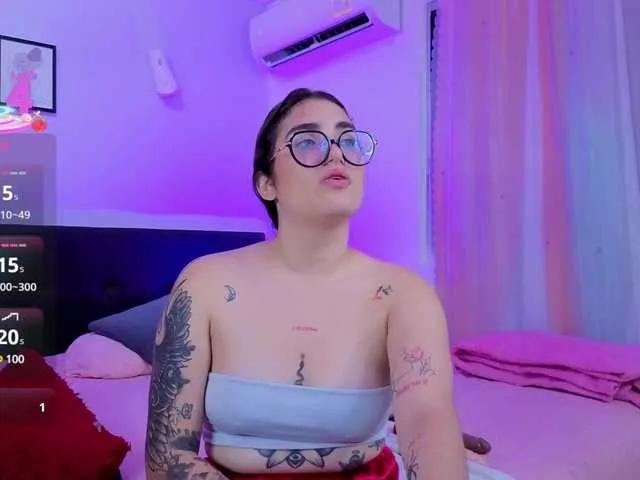 Lana01 on BongaCams
