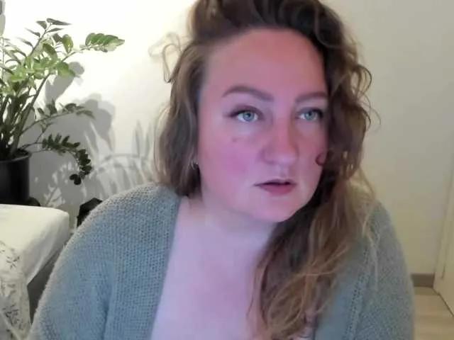 Madam-XL on BongaCams 
