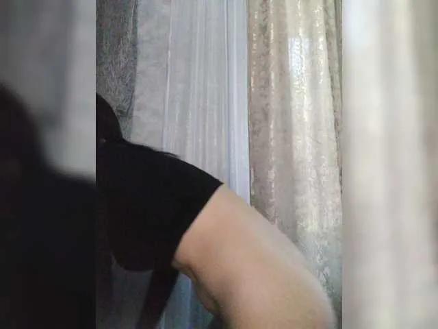 MaidenCrystal on BongaCams