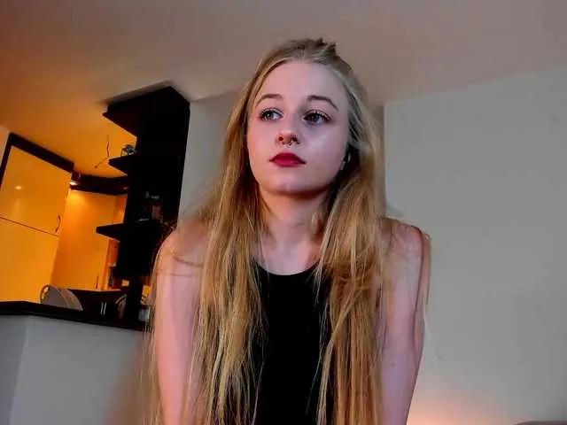 MiaMeowa on BongaCams