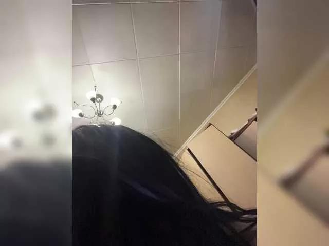 Mirridaa on BongaCams 