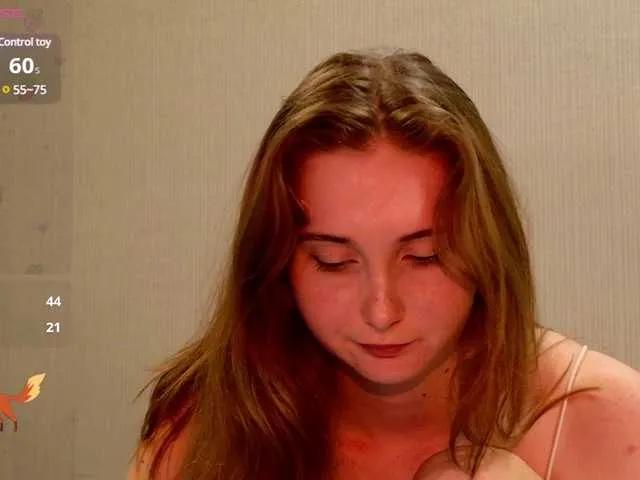 PeachGirl on BongaCams