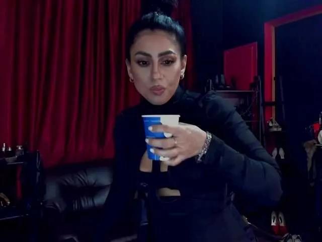 puffyllove on BongaCams