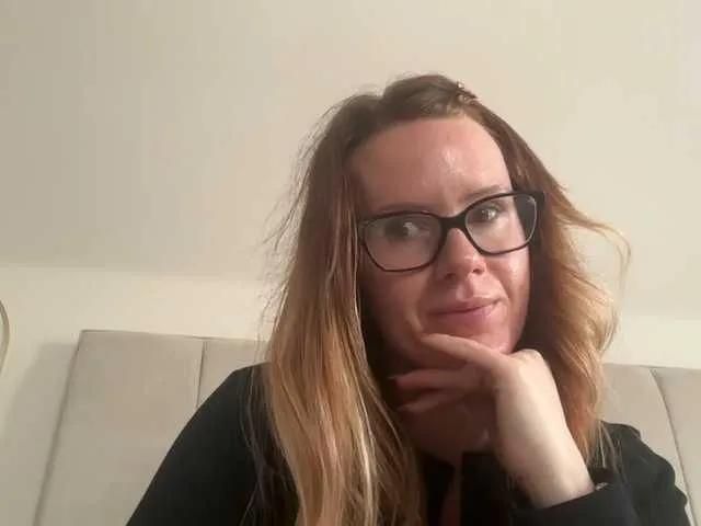 REDHEADROSIE — WHEN YOU SPOIL ME WITH TIPS MAKES MY PUSSY NICE AND WET.....
