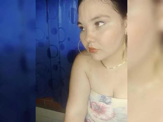 Rosa142 on BongaCams
