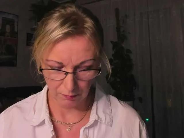 SoftVANESSA on BongaCams