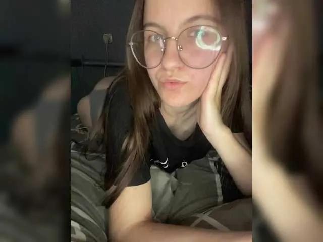 sweet-kiss22 on BongaCams