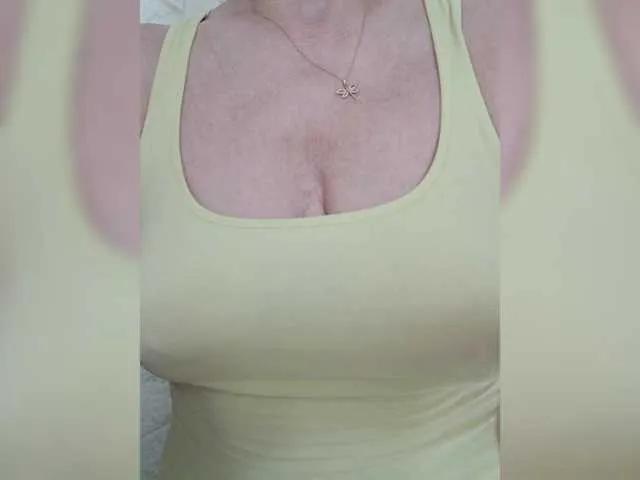 Tata42 on BongaCams 