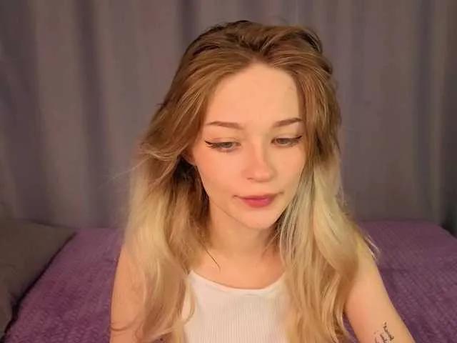 vialeta-baby on BongaCams