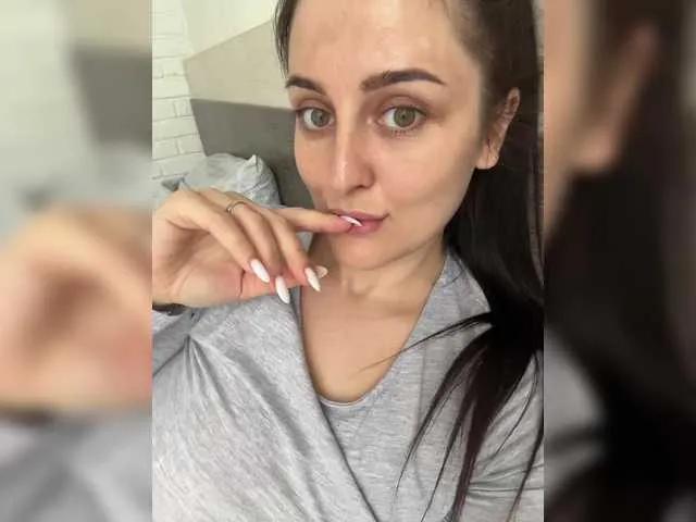 Viksi66 — Confidence, respect, a sense of humor... and someone who knows what they want. Let's explore our fantasies together --- I'm waiting just for you.