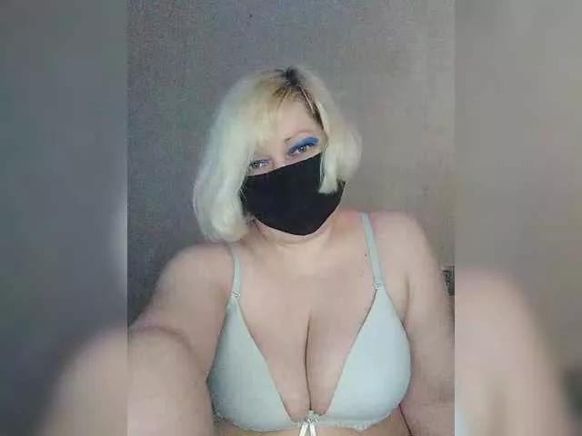 yana38a on BongaCams 