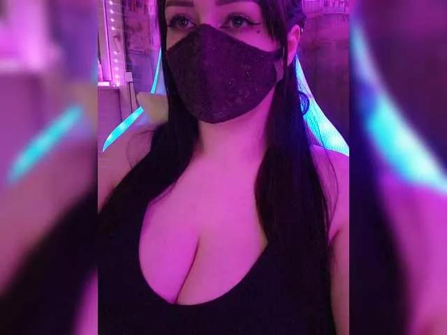 YennSI on BongaCams 