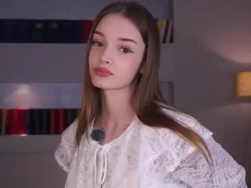 _moonlit_melody_ on Chaturbate