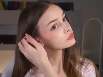 _moonlit_melody_ on Chaturbate