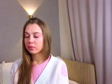 alorapiana — Goal: Slow dance and tease for u  / I want to find friends, let's be friends?  #18 #new #shy #cute #young [13 tokens remaining]