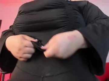 amberinihoffman — titfuck on the table [166 tokens left] Fuck my biglips pussy  #bigboobs #curvy #chubby #bbw #goth