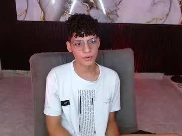 andreh_hot — Goald: Full naked + cum in my mounth, #18 #skinny #bigcock #gay #teen [1000 tokens remaining]