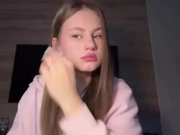 carolecronan — Goal: I'll lift my jacket <My name is Lisa, I'm waiting for you, kitty #new #bigboobs #18 #young #teen [0 tokens remaining]