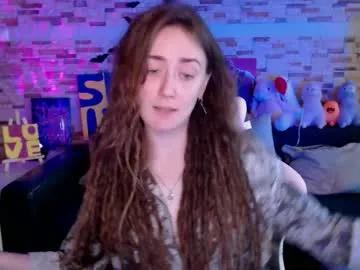 dalia_peach — Soft dancing & sweet vibes --- ask for your favourite move #nonude #girlnextdoor #tease #private #talkative #sensual