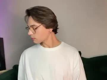 danieltuckerr — top off            #new #gay #young #femboy #twink [44 tokens remaining]