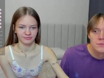 do_dick — topless close up and play tits [87 tokens left] #couple #lovense #cum #anal #teen