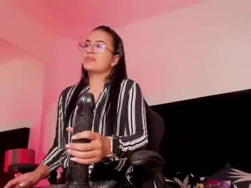 ellaochoa on Chaturbate 
