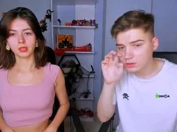 esma_shine — GOAL: handbra [444 tokens remaining] meow meow #young #bigass #nude #lovense #couple