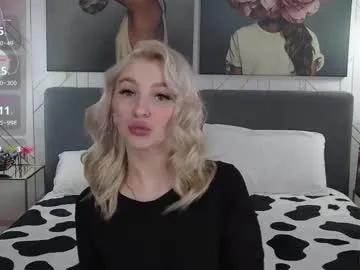 eva__summers's avatar