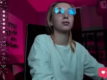filipinaadams on Chaturbate
