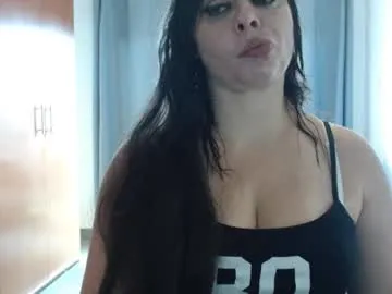 hot_wiffe