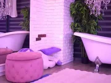 itsivylicious — GOAL: Drive Me Crazy [157 tokens remaining] Smiles, laughs, maybe blushes #young #natural #blonde #orgasm