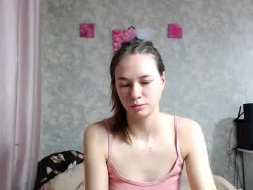 leila_bambi_ on Chaturbate