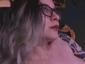 lilithmystic01 on Chaturbate 