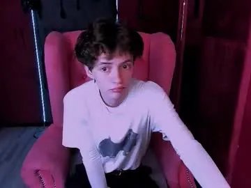 luke_sweet — GOAL: show ass in doggy [109 tokens remaining] welcome guys ^^ #skinny #young #teen #twink #18