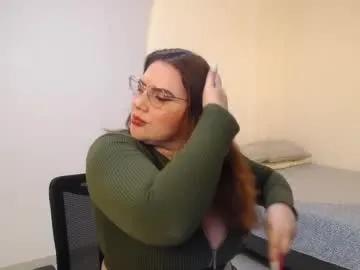 martinaguzmann — My favorite your chubby  --- Play with the roulette for 35 tok. . In play domi  my favorite  22 55 222 555 #tease   #curvy   #Bigass #bigboobs  #chubby