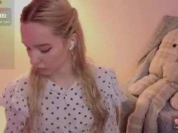 oliviashowmeurlove's avatar