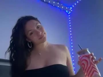 roxie_v — Roxie_v: cum hang w me #natural #bigboobs #dirtytalk #feet