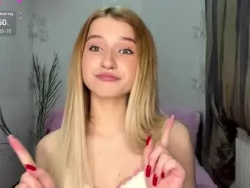 ulalittlepage on Chaturbate